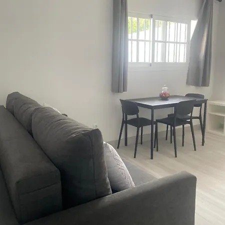 Leon 38 Private Parking - Eaw Homes Apartamento Estepona